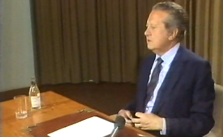 Preparativos para a comunicação ao país de Mário Soares