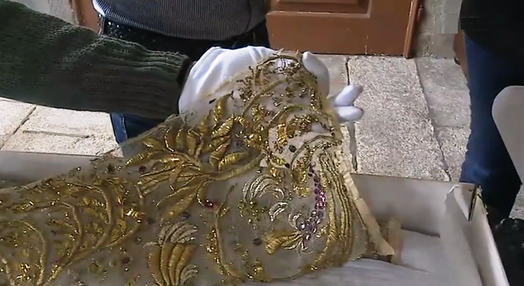 Restauro do véu do Manto Real de Dona Maria I