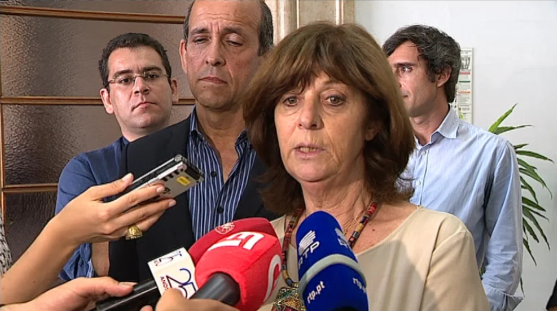 Negociações para regularização de trabalhadores precários