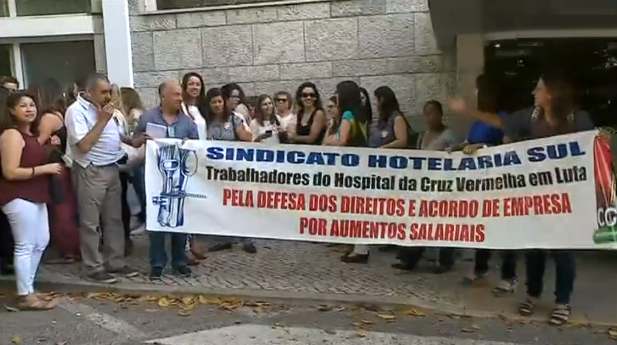 Greve dos funcionários do Hospital da Cruz Vermelha