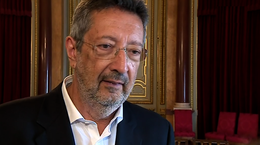 Julião Sarmento assina protocolo com a CML