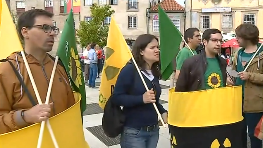 Manifestação contra Central Nuclear de Almaraz