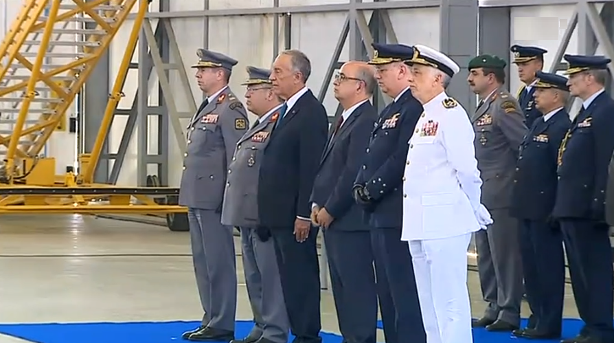 Receção do Estandarte Nacional na base do Montijo