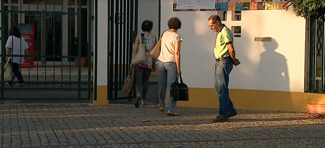 Falta de funcionários numa escola de Évora