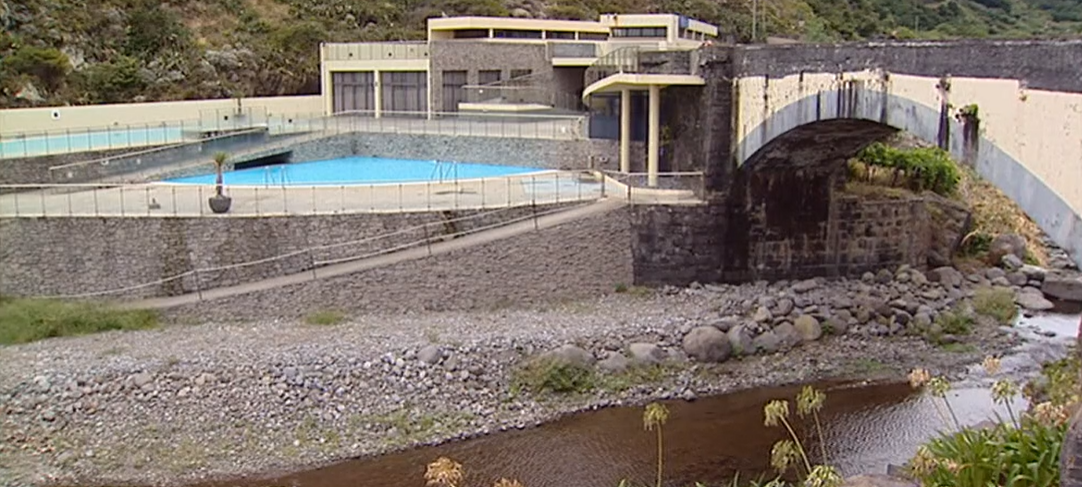 Piscinas de São Jorge voltam a abrir ao público