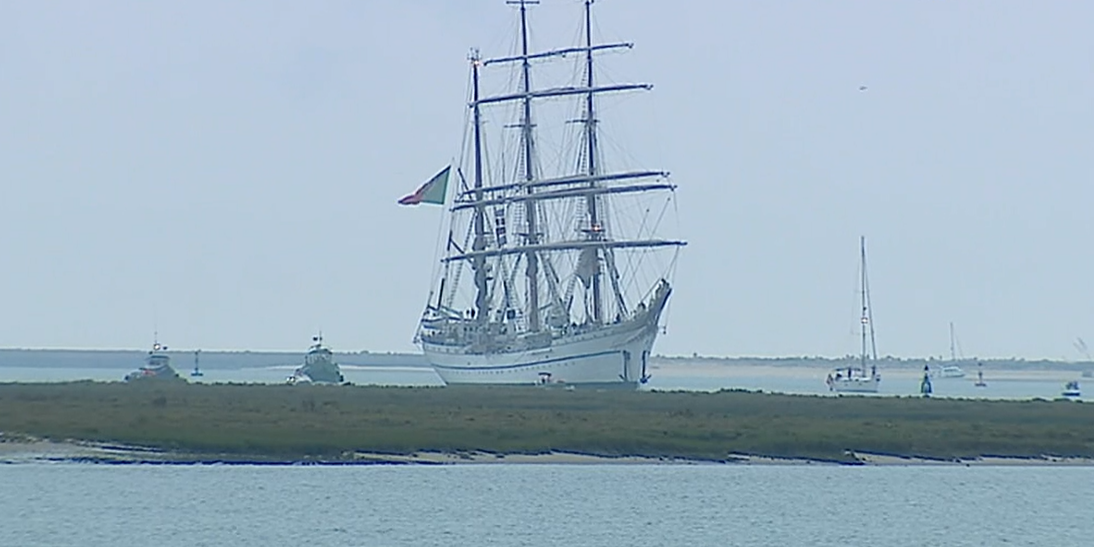 Navio Escola Sagres em Faro