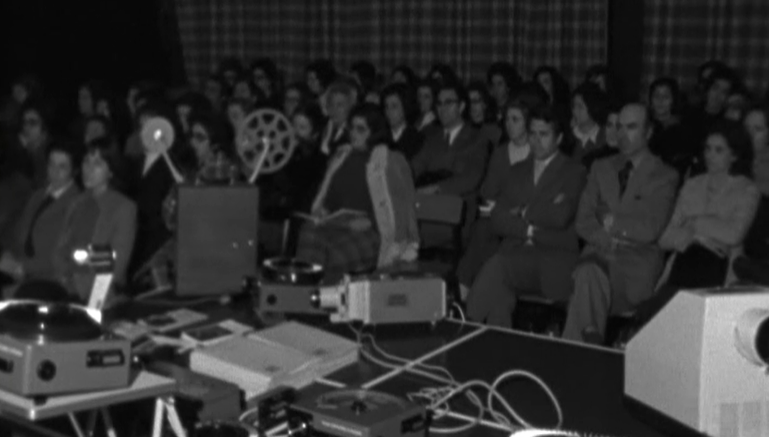 Apresentação de material audiovisual para o ensino em Braga