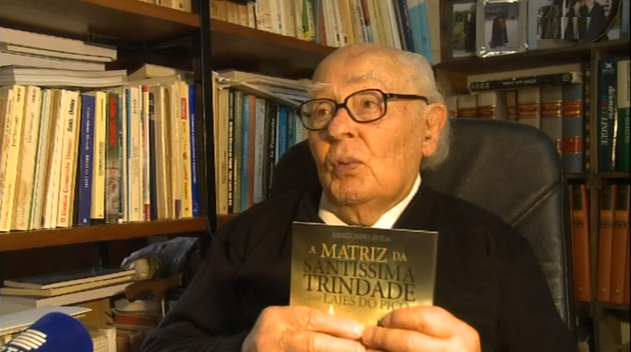 Apresentação do livro de Ermelindo Ávila