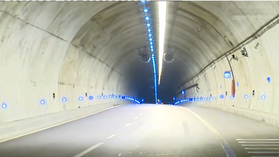 Incêndio em autocarro no Túnel do Marão