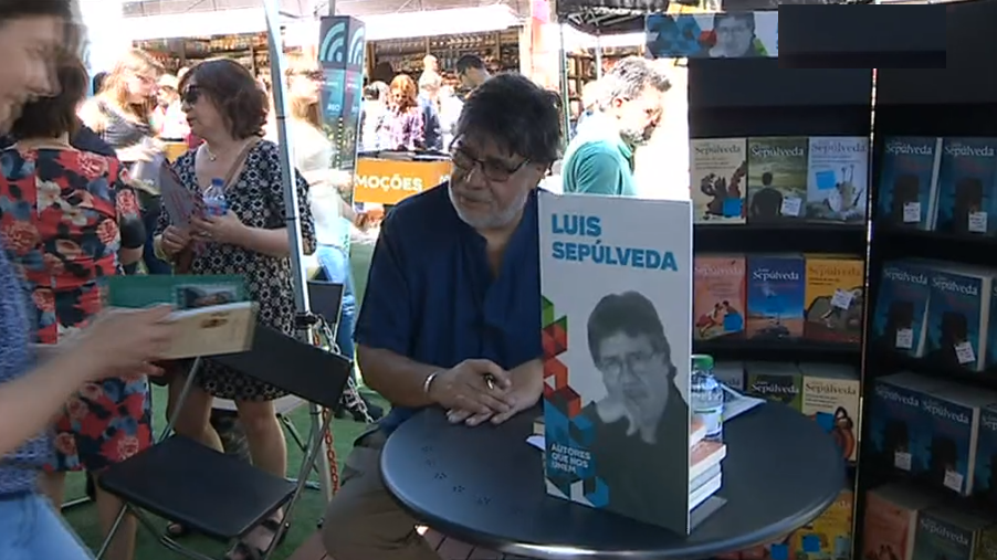 Luis Sepúlveda na Feira do Livro