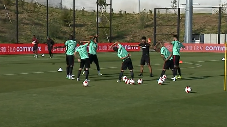 Futebol: treino da Seleção Nacional