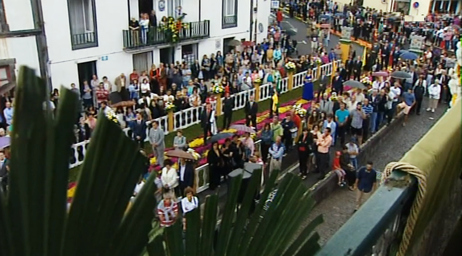 Festa do “Corpo de Deus” na Povoação
