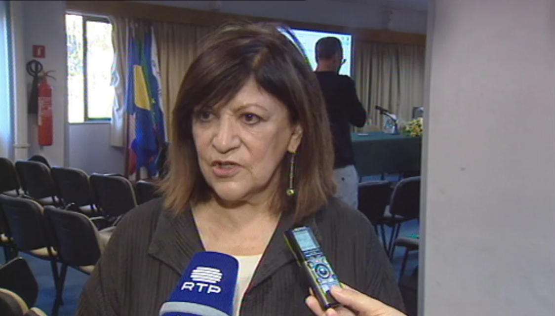 Ana Benavente no encontro de Ciências da Educação