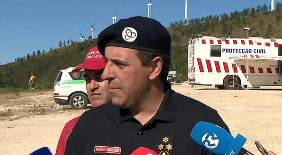 Rescaldo do incêndio em Góis