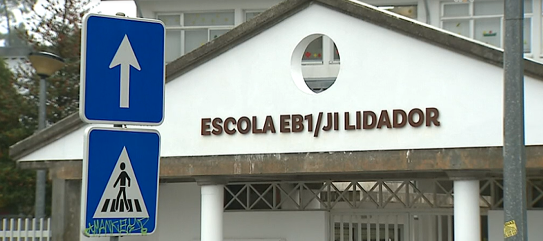 Violência em escola na Maia