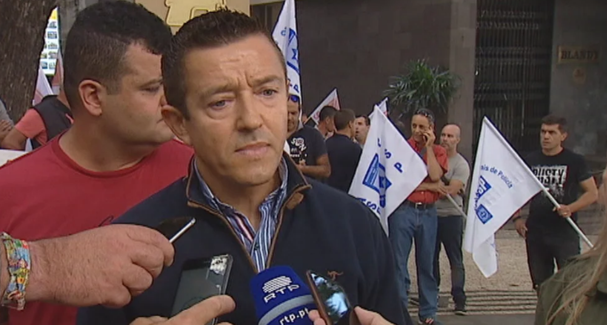 Manifestação de polícias no Funchal