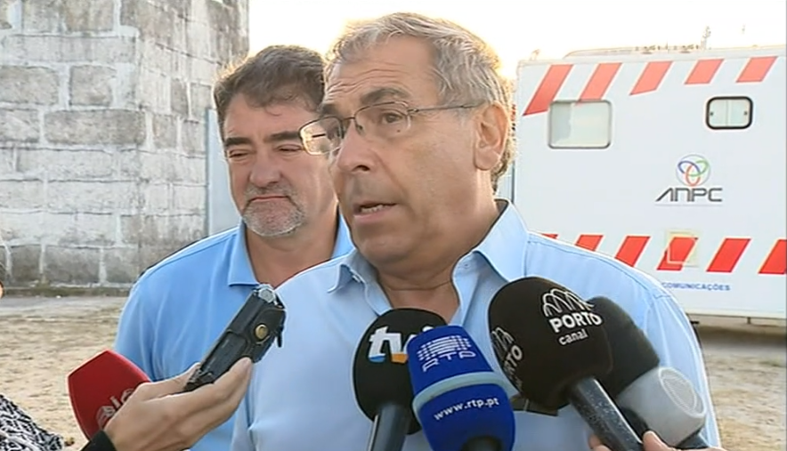 Incêndio florestal em Alijó