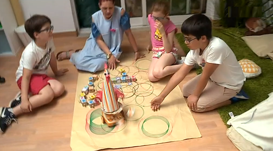 Robôs educativos premiados em Peso da Régua II