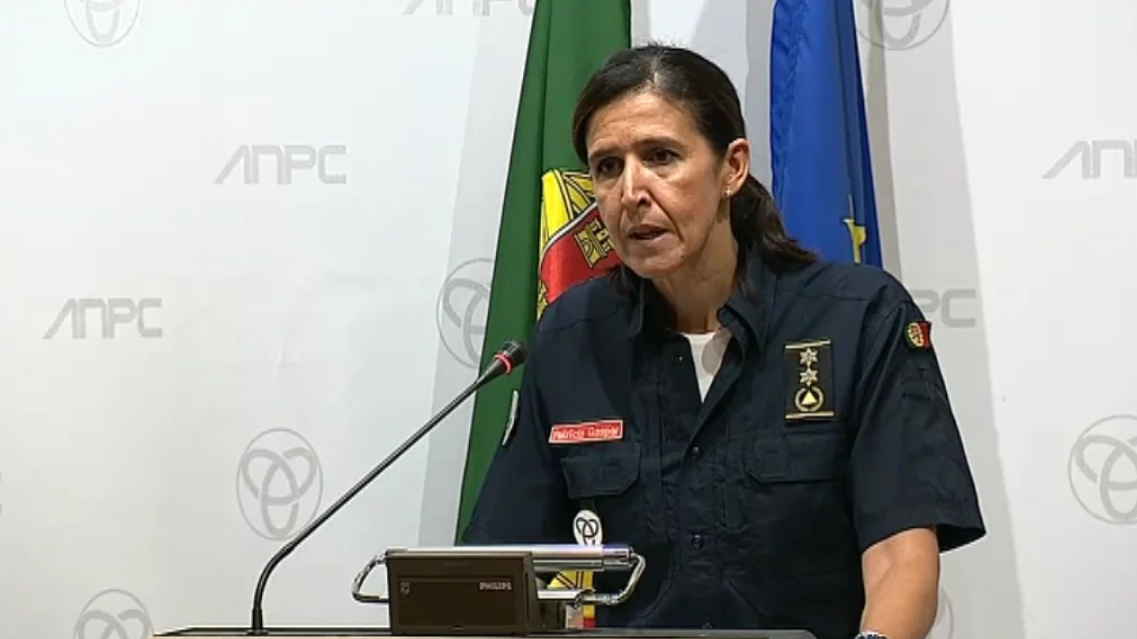 Briefing da Proteção Civil sobre incêndios florestais