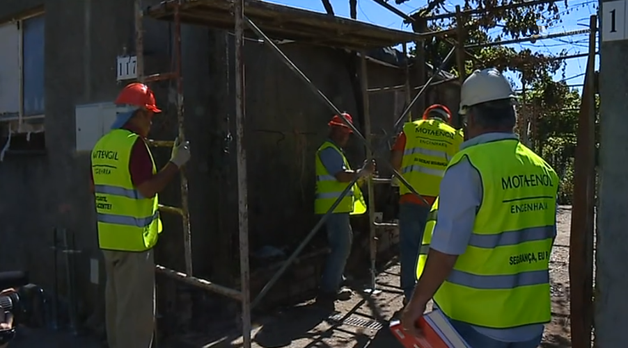 Reconstrução de casas em Pedrógão Grande