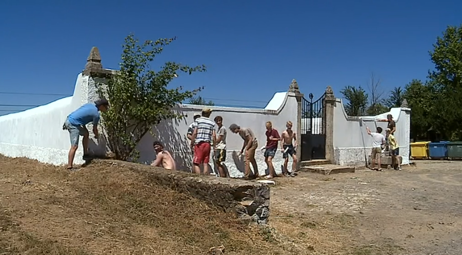 Voluntários internacionais em Montesinho