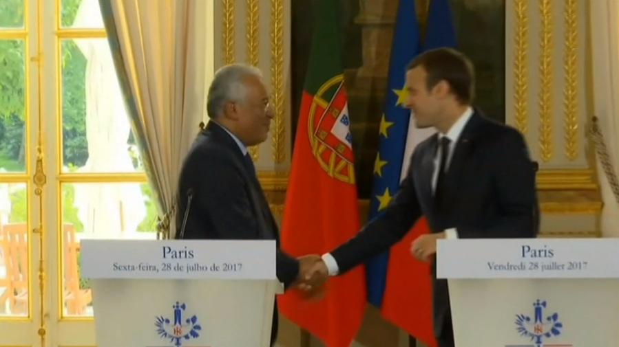 Vista de António Costa a França