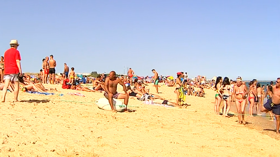 Portugueses de férias no Algarve