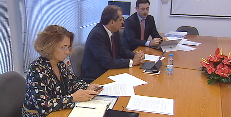 ANACOM anuncia descida de 10% no aluguer do cabo submarino