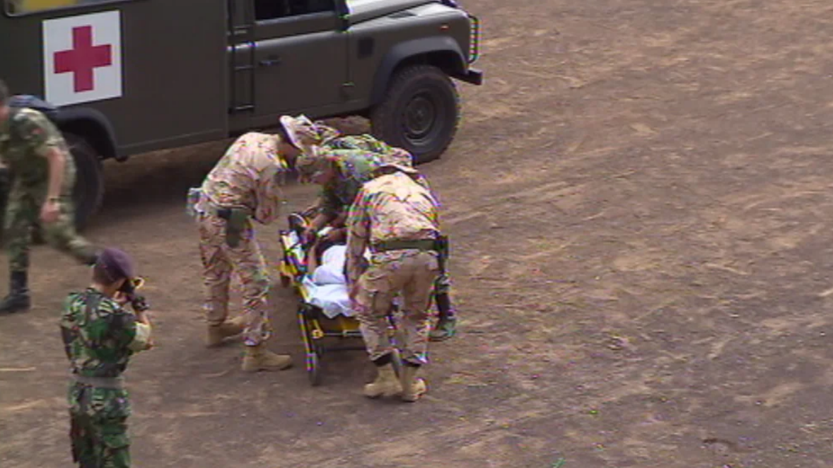 Exercício militar de contingente de partida para o Iraque