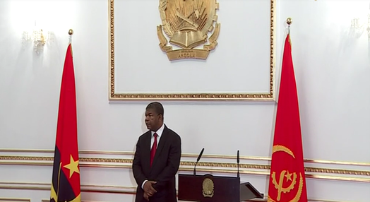 Divergências politicas em Angola