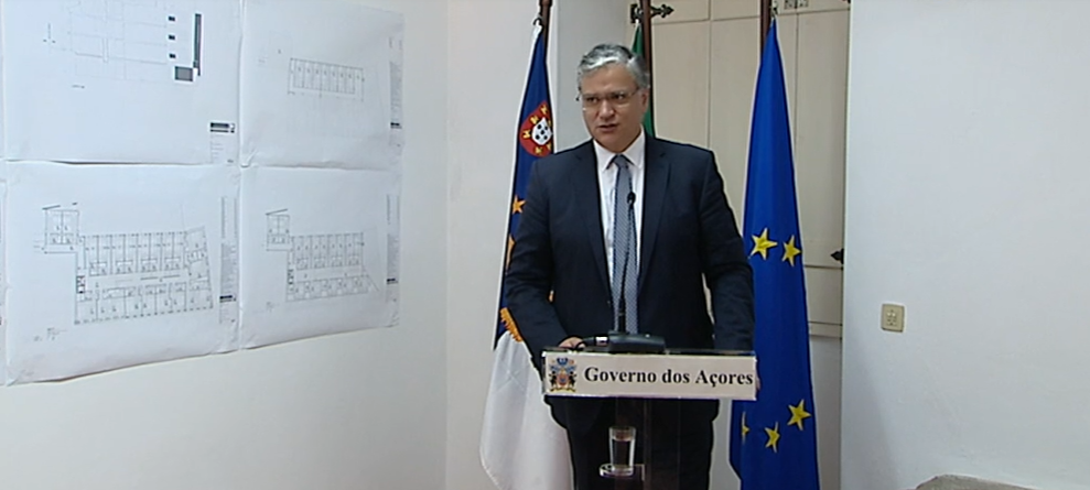 Vasco Cordeiro visita terrenos para a construção do Hotel Zenit