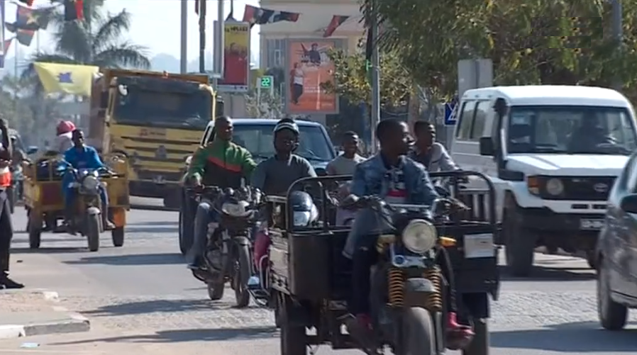 Luta dos jovens pela sobrevivência em Angola