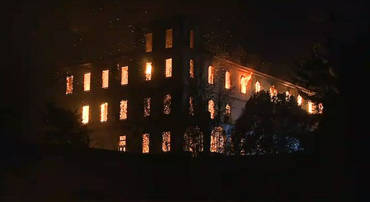 Colégio de São Fiel destruído pelo fogo
