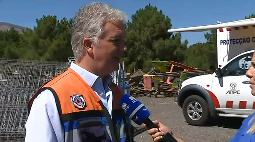 Incêndio florestal controlado na região de Vila Real