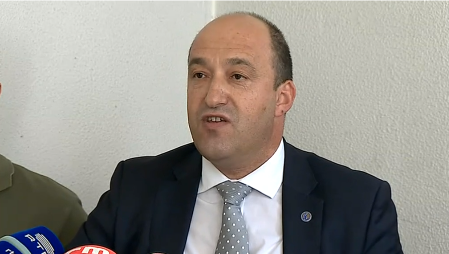 Conferência de imprensa de Acácio Ferreira