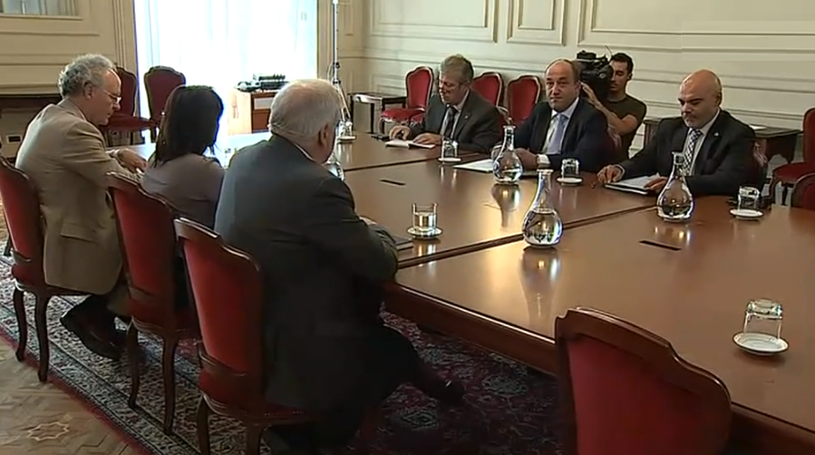 Governo chega a acordo com o SEF