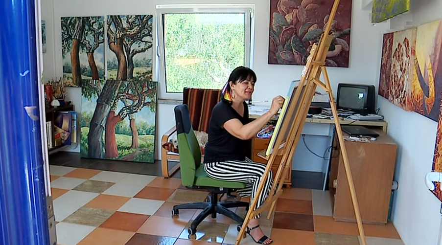 Pintora romena em Mora