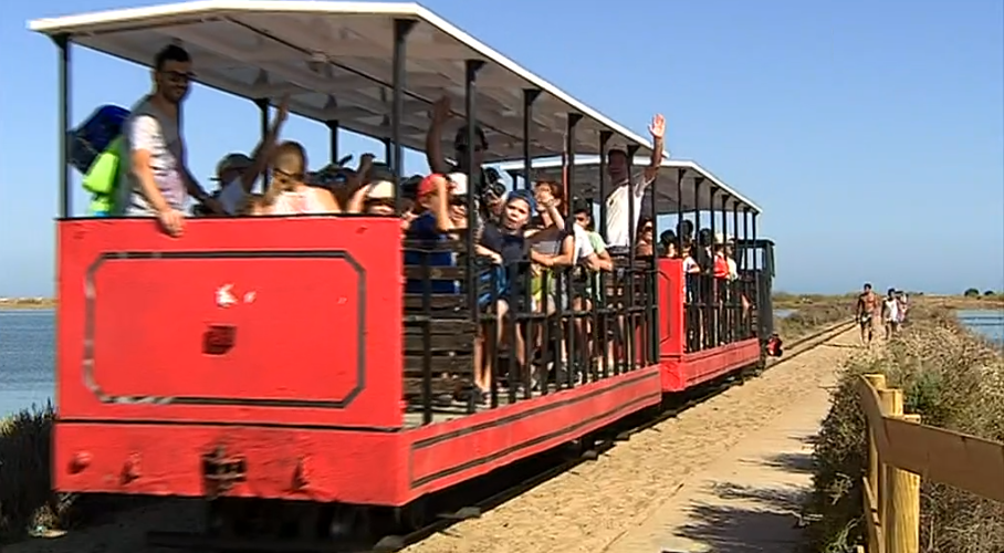 Turismo na Praia do Barril