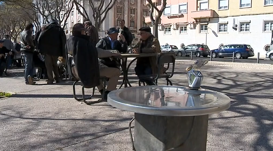 Reformas antecipadas sem cortes para os funcionários públicos