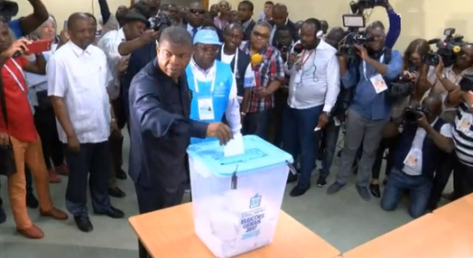 Angolanos escolhem novo presidente