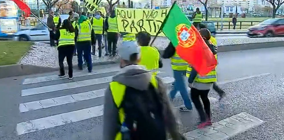 Manifestação dos coletes amarelos em Coimbra e Faro