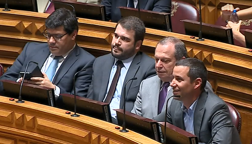 Falsas Presenças na Assembleia da República