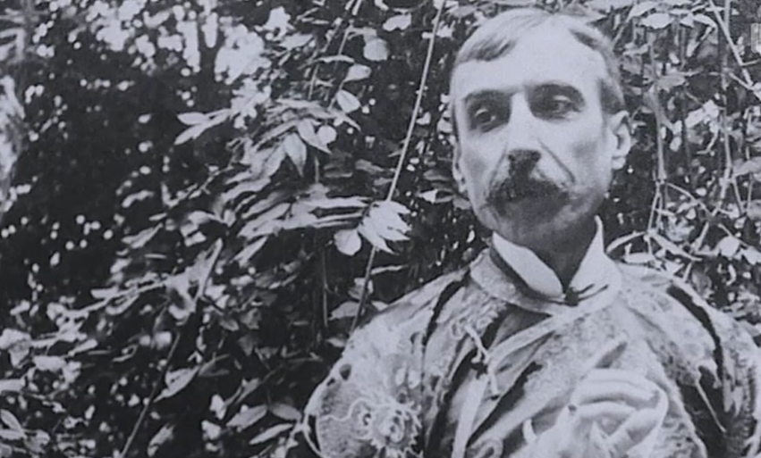 Exposição “Tudo o que tenho no saco. Eça e os Maias?”