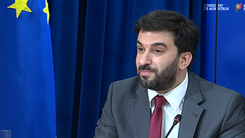 Falta de acordo com os professores