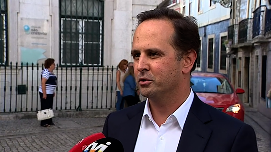 Ministério Público investiga compra de imóvel por Fernando Medina