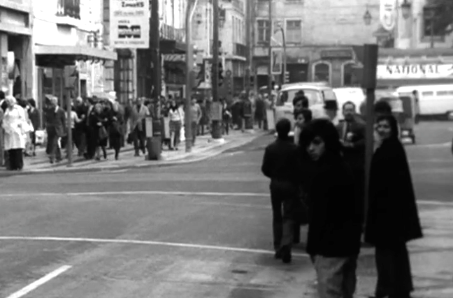 Um dia após a Revolução de 25 de Abril de 1974