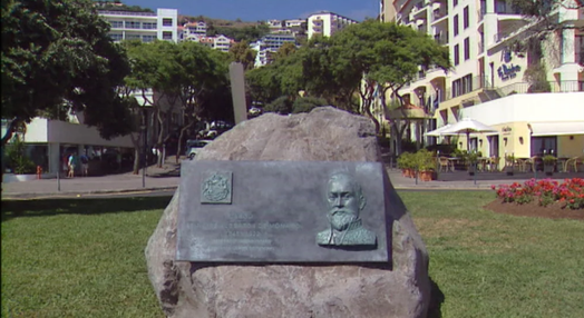 Placa de homenagem ao príncipe Albert I do Mónaco