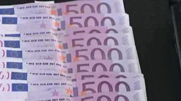 Notas de 500 euros saem de circulação