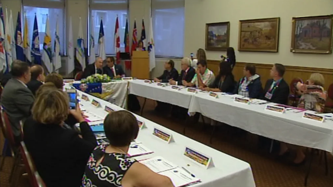 Casas dos Açores em Toronto