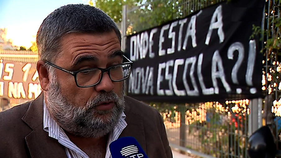 Protesto na escola de Vialonga